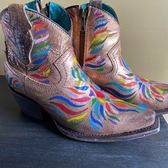 Corral Gold Genuine Leather Laser Hand Painted Cowboy Boots. FREE SHIPPING - Picture 3 of 13